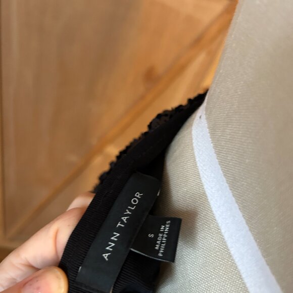 Ann Taylor Black Sequin Pencil Skirt - Picture 4 of 4